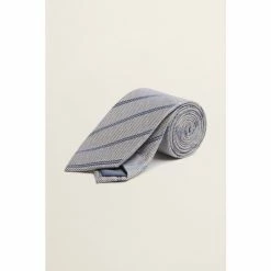 Moss Bros shop -Moss Bros shop unnamed file 1046