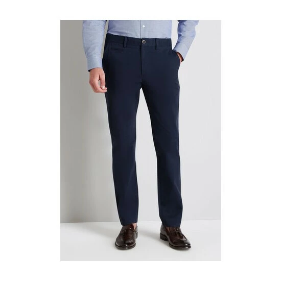Moss Bros Moss Tailored Fit Navy Stretch Chino 1 Moss Bros Moss Tailored Fit Navy Stretch Chino