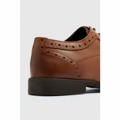 Moss Bros Moss Tan Brown Deakin Brogue Shoes 8 Moss Bros Moss Tan Brown Deakin Brogue Shoes -Moss Bros shop unnamed file 1459