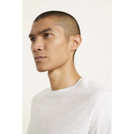 unnamed-file-1759.jpg Moss Bros Moss Light Grey Marl Crew-Neck T-Shirt -Moss Bros shop unnamed file 1759