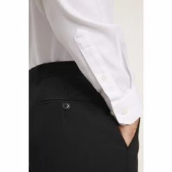 Moss Bros Moss Tailored Fit White Textured Zero Iron Shirt 9 Moss Bros Moss Tailored Fit White Textured Zero Iron Shirt -Moss Bros shop unnamed file 182