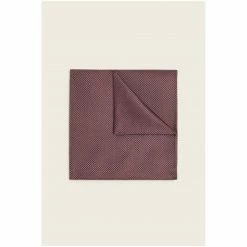 Moss Bros Moss Mulberry Plain Natté Silk Pocket Square 2 Moss Bros Moss Mulberry Plain Natté Silk Pocket Square -Moss Bros shop unnamed file 2010