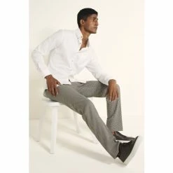 Moss Bros Moss Slim Fit Ecru Brushed Shirt