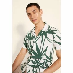Moss Bros Moss Green Slim Fit Bamboo Print Short Sleeve Shirt -Moss Bros shop unnamed file 424