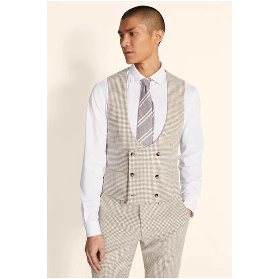 Moss Bros Moss Slim Fit Brown Houndstooth Suit: Waistcoat 4 Moss Bros Moss Slim Fit Brown Houndstooth Suit: Waistcoat - Image 4