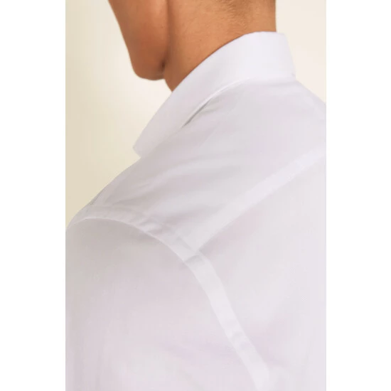 Moss Bros White Tailored Fit White Double Cuff Non-Iron Twill Shirt 3 Moss Bros White Tailored Fit White Double Cuff Non-Iron Twill Shirt - Image 3